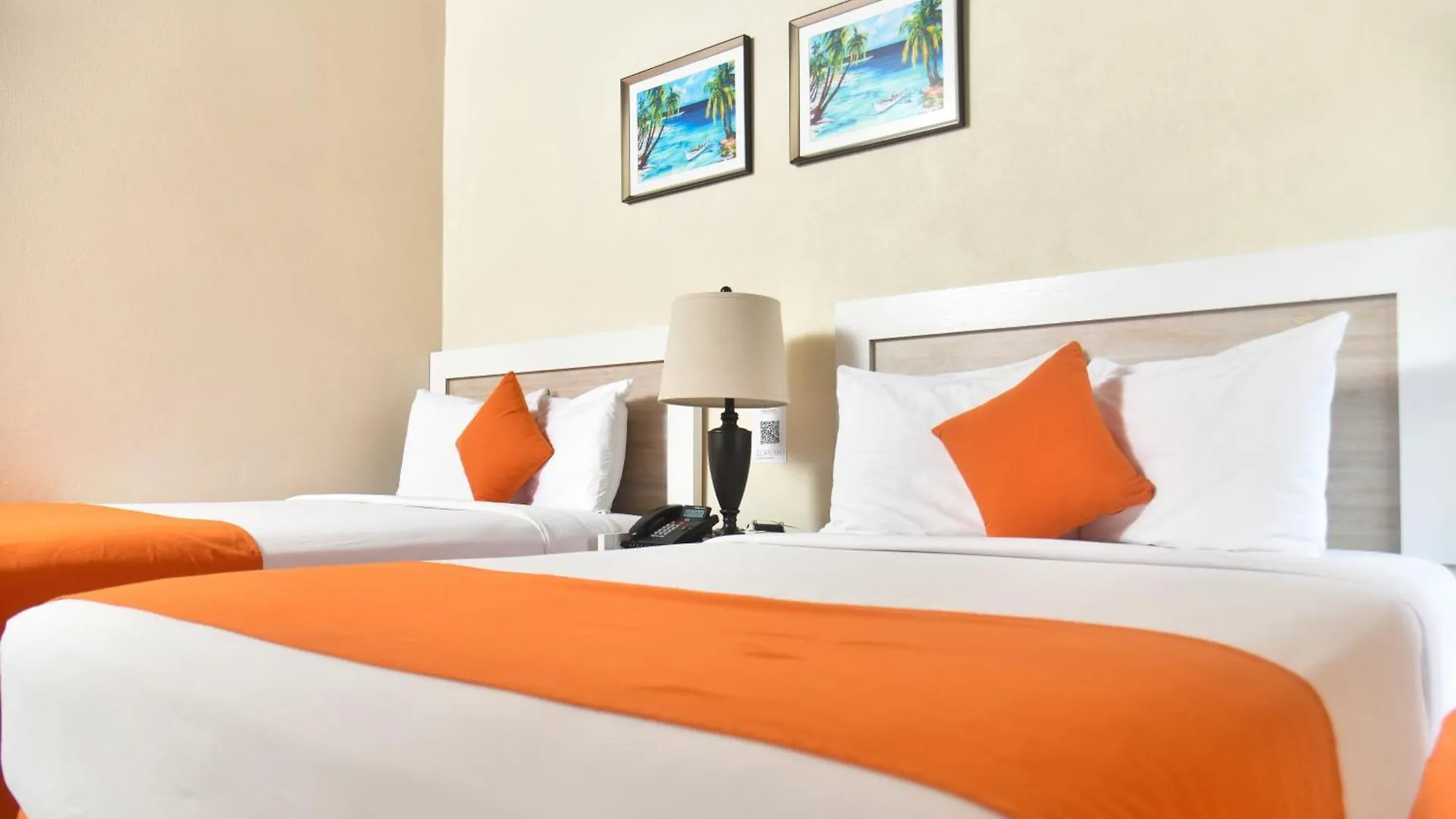 *** Konukevi Melbourne Inn Christ Church Barbados